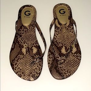 GUESS sandals NWOT